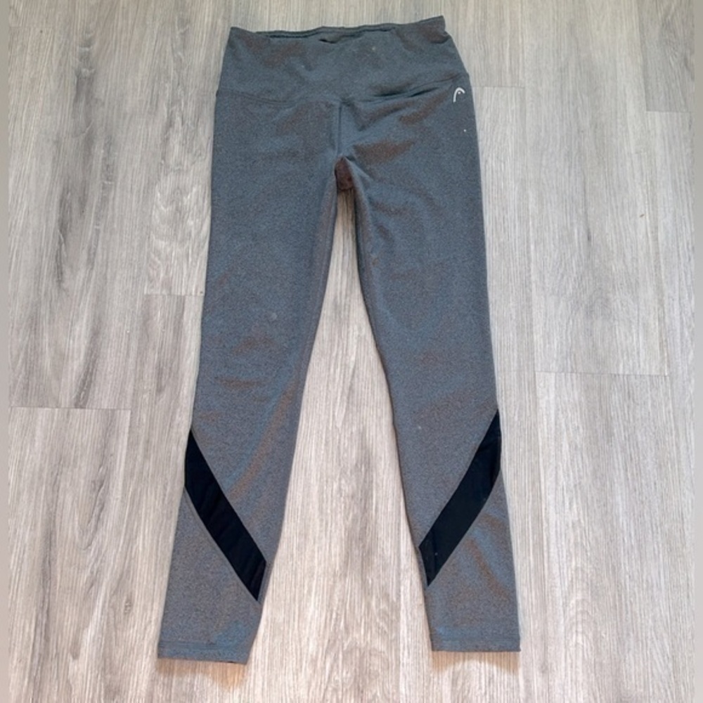 HEAD women’s grey athletic workout leggings in new condition.27”L with 10” rise